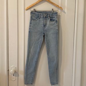 American Eagle Skinny Jeans (Next Level Stretch in light blue)